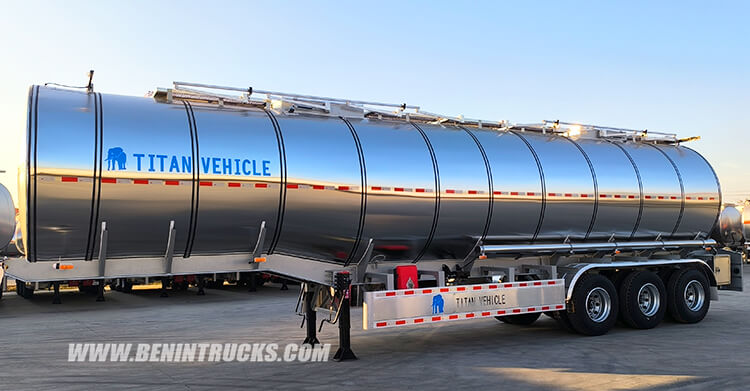 3 Axle Aluminum Tanker Trailer for Sale in Benin